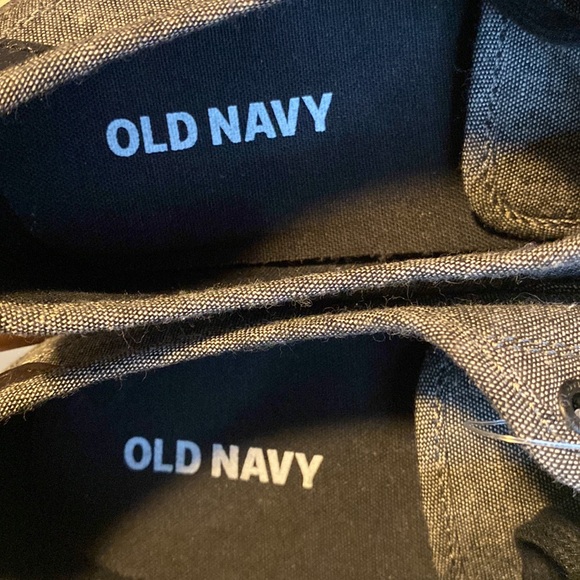 Men’s Old Navy Sneaker Shoes - Picture 4 of 4